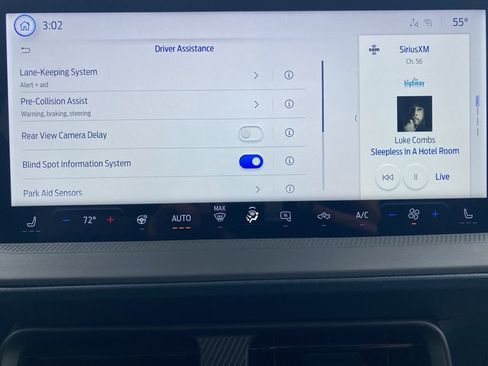 New 2025 Ford Maverick XLT w/ XLT Luxury Package image 37