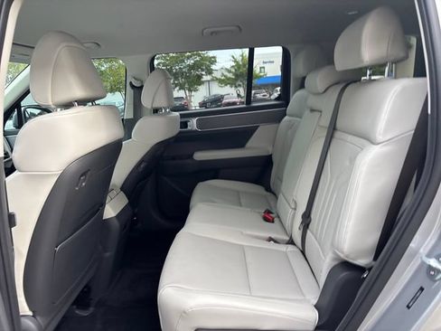 Used 2026 Hyundai Santa Fe SEL FWD image 11