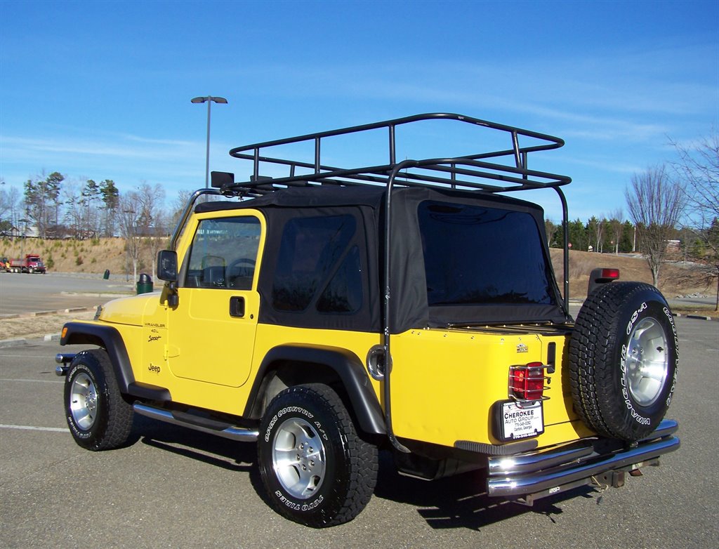 Used 2000 Jeep Wrangler Sport AWD/4WD image 2