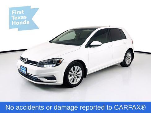Used 2018 Volkswagen Golf SE image 3