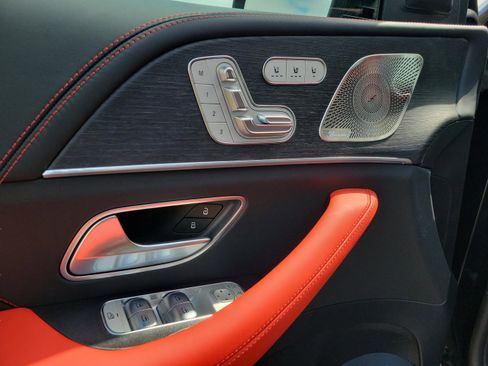 New 2026 Mercedes-Benz GLE 53 AMG 4MATIC image 16