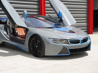 Used 2019 BMW i8 Roadster AWD/4WD video 2