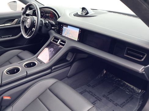 Certified 2025 Porsche Taycan Turbo AWD/4WD image 25