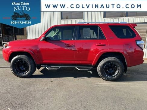 Used 2015 Toyota 4Runner SR5 image 10