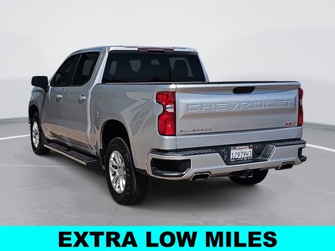 Used 2021 Chevrolet Silverado 1500 RST AWD/4WD image 5