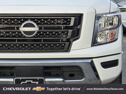 Used 2024 Nissan Titan SV w/ Accessory Utility Package RWD image 4