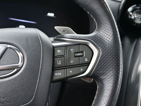 Used 2024 Lexus LX 600 F Sport image 22