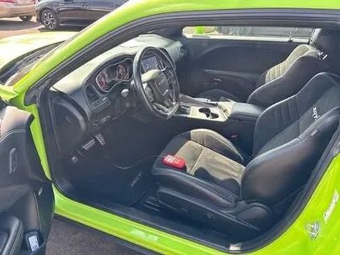 Used 2023 Dodge Challenger SRT Hellcat RWD image 2