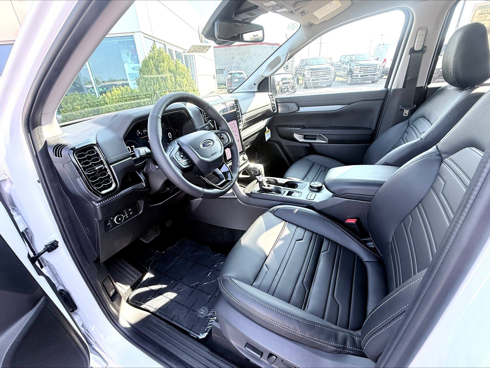 New 2026 Ford Ranger Lariat w/ FX4 Off-Road Package AWD/4WD image 9