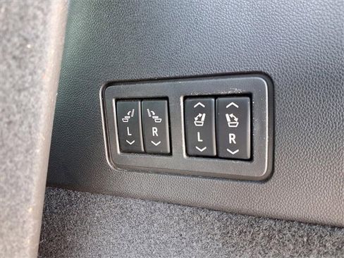 Used 2020 Cadillac XT6 Sport image 36