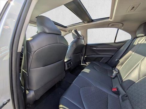 Used 2018 Toyota Camry XSE image 20