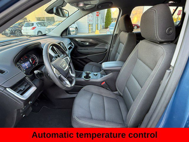 Used 2024 GMC Terrain SLE FWD image 14