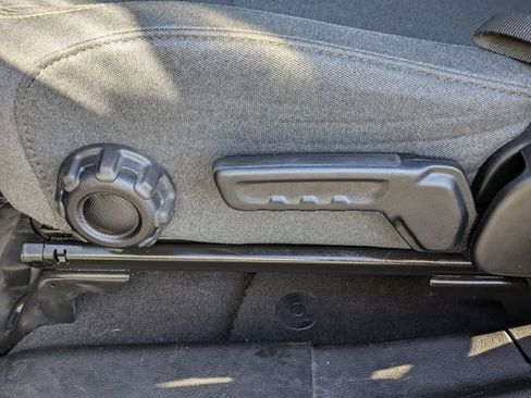 Used 2024 Jeep Gladiator Sport image 21