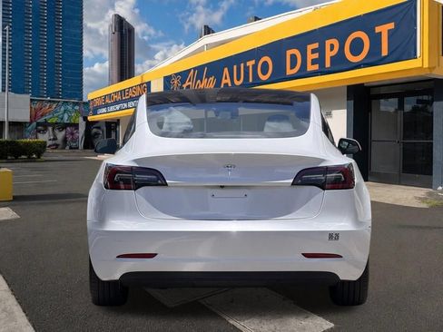 Used 2023 Tesla Model 3 Standard Range RWD image 4