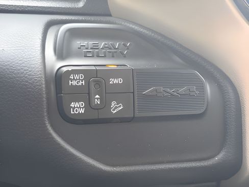 Used 2022 RAM 2500 Laramie AWD/4WD image 23
