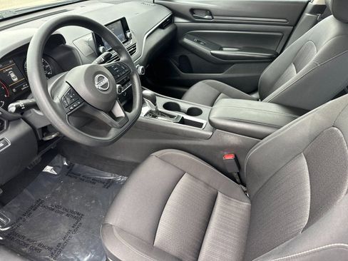 Used 2023 Nissan Altima 2.5 S FWD image 11