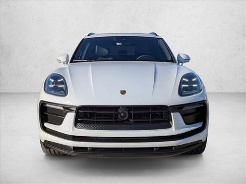 Used 2025 Porsche Macan Turbo image 6