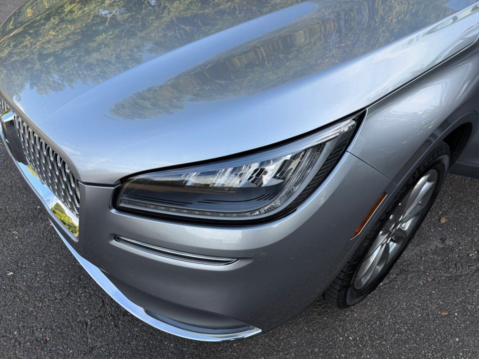 Used 2022 Lincoln Corsair FWD w/ Premium Package image 30