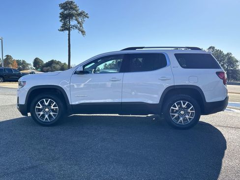 Used 2023 GMC Acadia SLT image 7