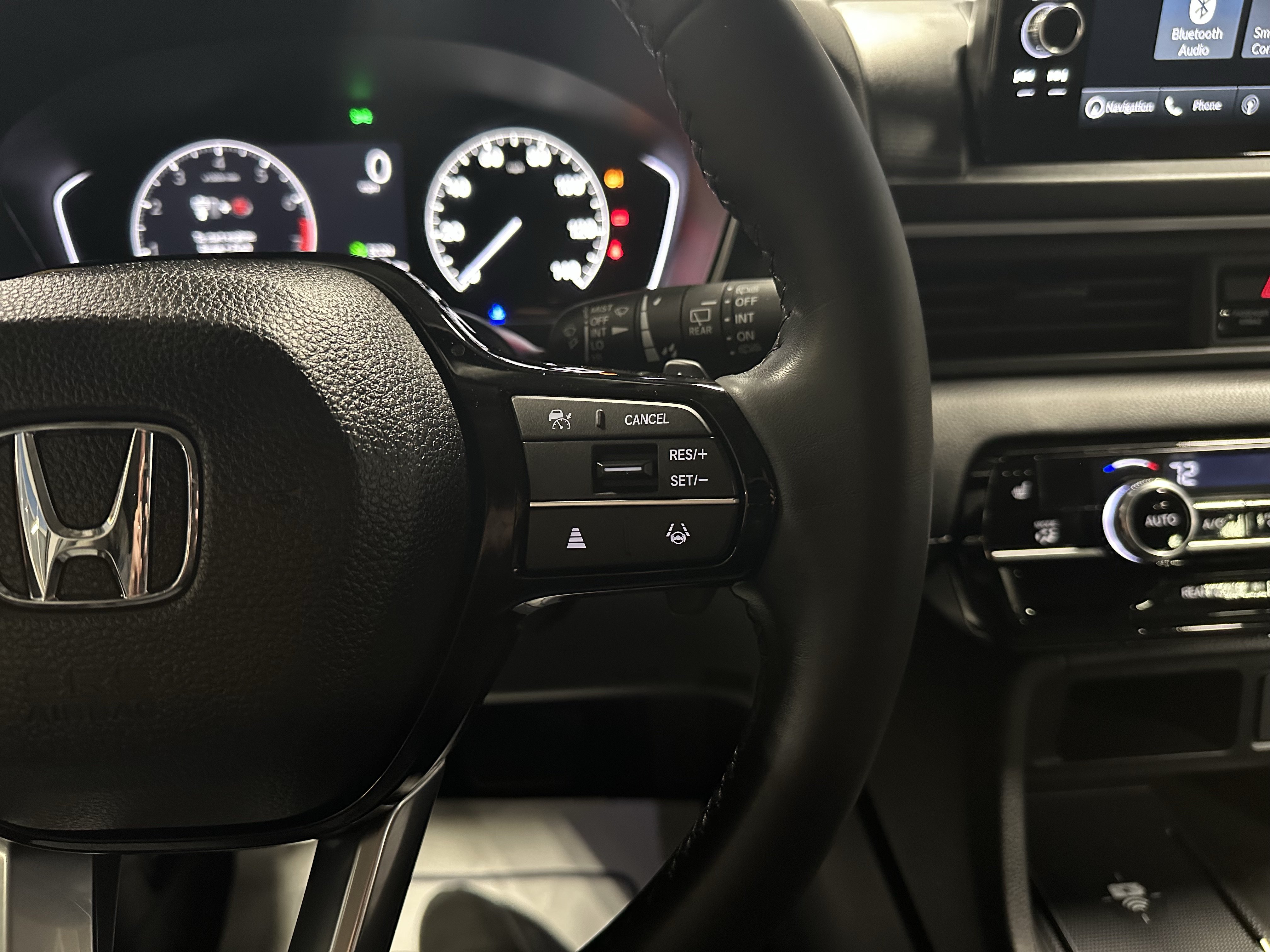 Used 2023 Honda Pilot Touring image 13