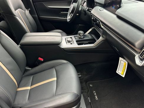 Certified 2025 MAZDA CX-90 3.3 Turbo w/ Premium Plus Pkg AWD/4WD image 18