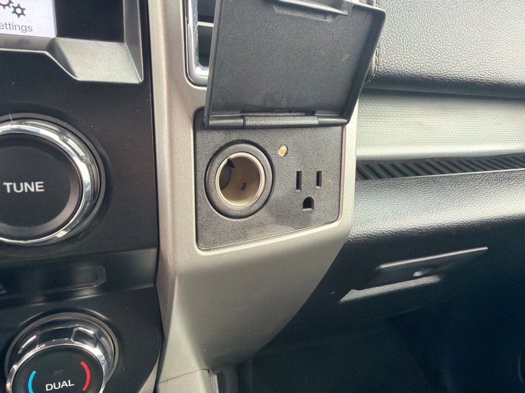 Used 2016 Ford F150 Lariat AWD/4WD image 24