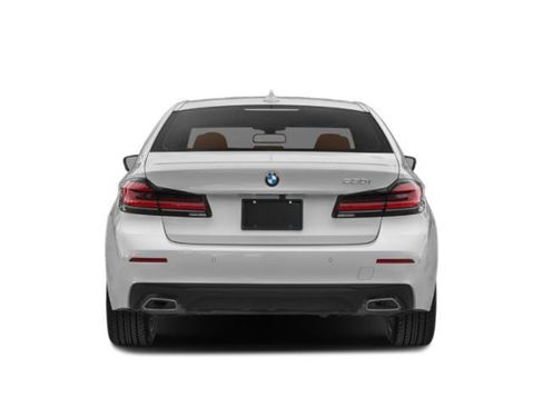 Used 2023 BMW 530i w/ Convenience Package RWD image 8