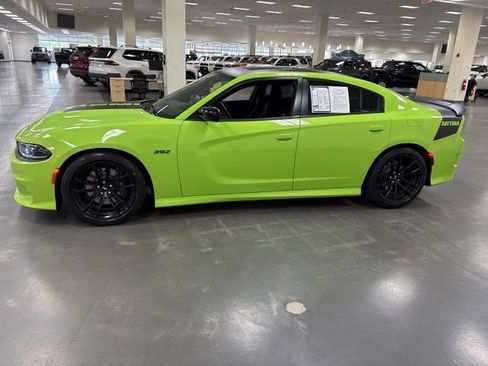 Used 2023 Dodge Charger Scat Pack w/ Daytona Edition Group RWD image 4