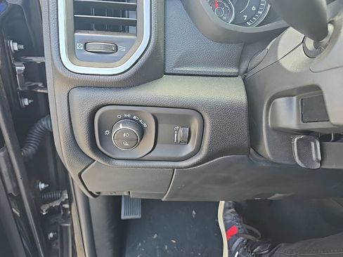 Used 2024 RAM 2500 Big Horn w/ Bed Utility Group AWD/4WD image 23