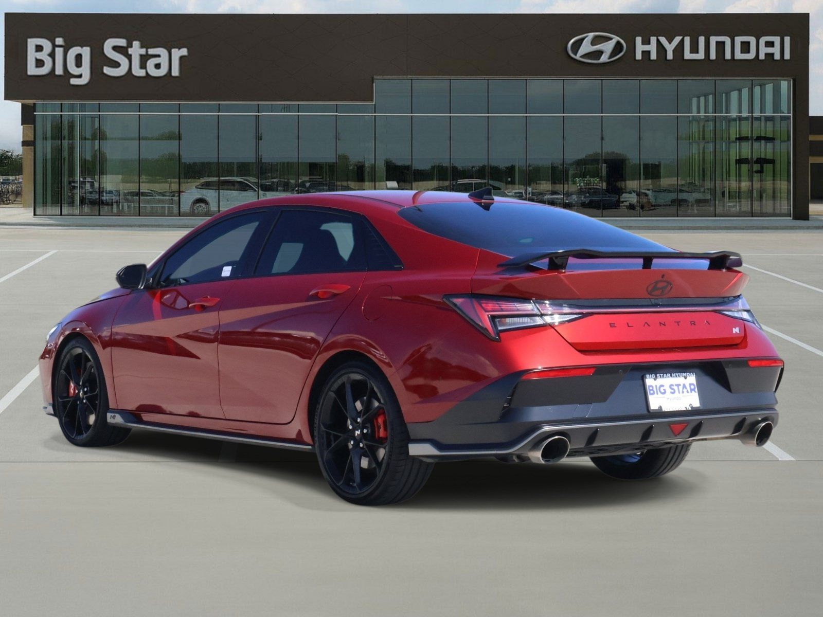 Used 2025 Hyundai Elantra N FWD image 3