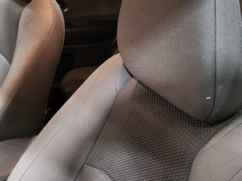 Used 2022 Honda HR-V EX image 31