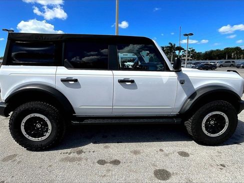 Used 2023 Ford Bronco Big Bend w/ Sasquatch Package image 4