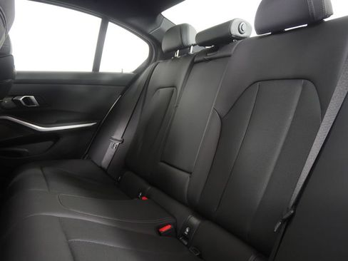 Certified 2025 BMW 330i Sedan w/ Premium Package RWD image 15