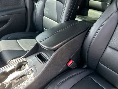 Used 2024 Chevrolet Malibu LT FWD image 20