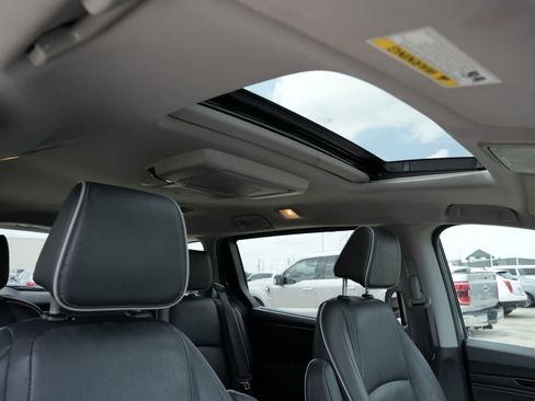 Used 2023 Honda Odyssey Elite image 21