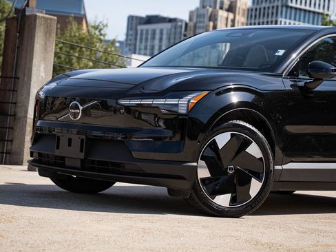 Certified 2025 Volvo EX30 Ultra w/ Climate Package AWD/4WD image 2