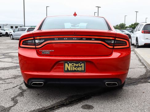 Used 2023 Dodge Charger SXT RWD image 5