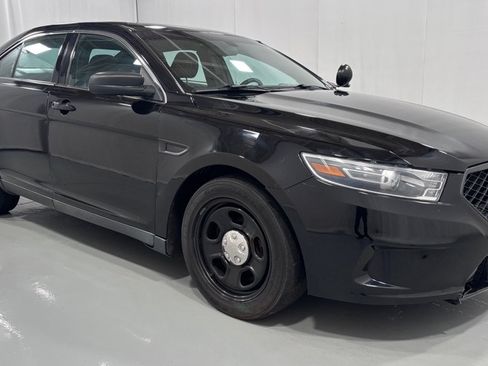 Used 2016 Ford Taurus Police Interceptor FWD image 3