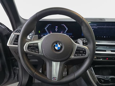 Used 2026 BMW X5 xDrive40i w/ M Sport Package AWD/4WD image 19