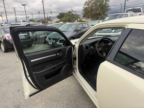 Used 2008 Dodge Charger SE RWD image 6