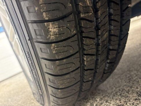 Used 2020 Ford Edge SEL w/ Convenience Package image 37