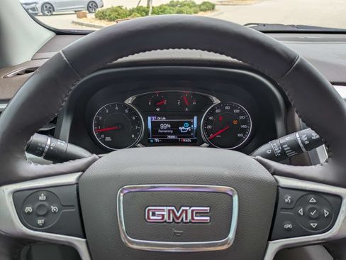 Used 2018 GMC Acadia SLT FWD image 34