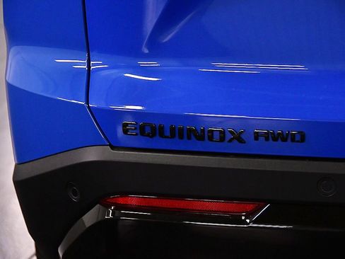 New 2026 Chevrolet Equinox RS AWD/4WD image 10