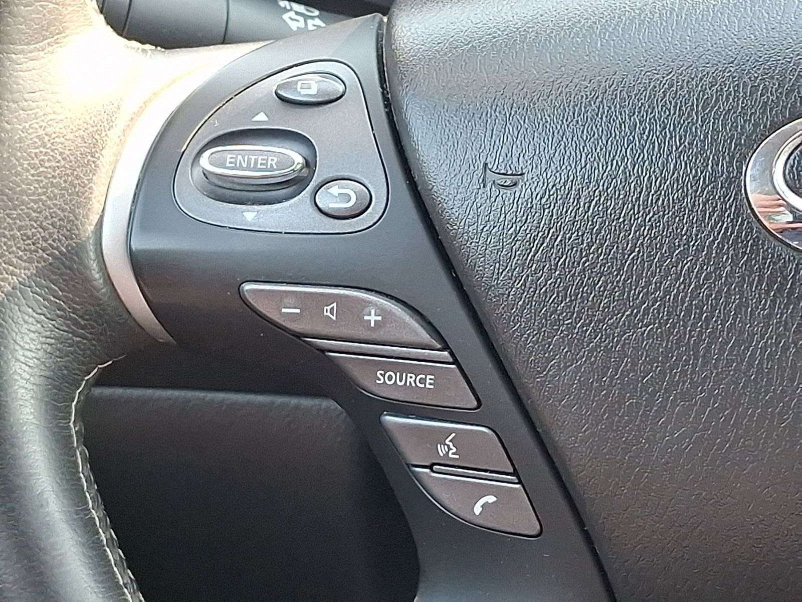 Used 2020 INFINITI QX60 Pure AWD/4WD image 23