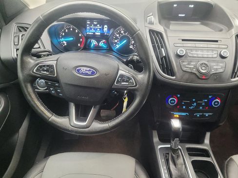 Used 2018 Ford Escape SE w/ SE Sport Appearance Package FWD image 22