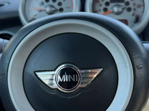 Used 2005 MINI Cooper Hardtop image 19