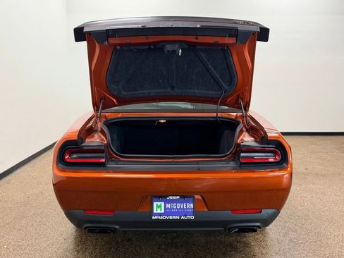 Used 2022 Dodge Challenger SRT Hellcat Redeye RWD image 5