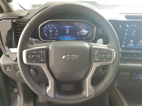 New 2026 Chevrolet Silverado 1500 LT Trail Boss w/ Convenience Package II AWD/4WD image 17