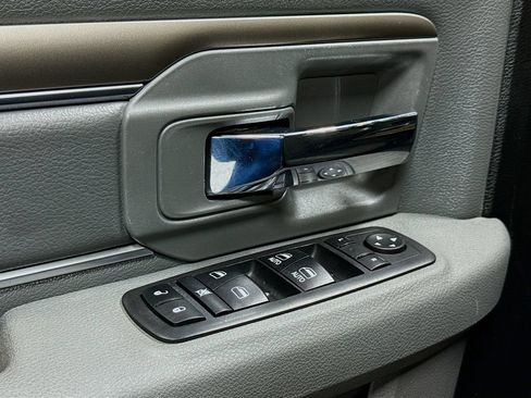 Used 2018 RAM 1500 Outdoorsman AWD/4WD image 17