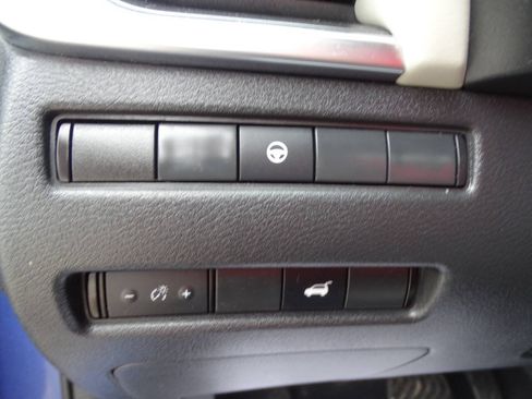 Used 2021 Nissan Rogue AWD SV w/ SV Premium Package image 21